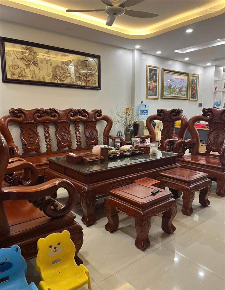 Chủ đang rất rất kẹt. bt thạnh xuân 21, 15,9 tỷ, 152m2, 4pn, 5wc ( thương lượng được rất rất kẹt )