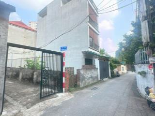 Bán đất thạch bàn  lô góc  ô tô  ngõ thông  tiềm năng  70m2 .