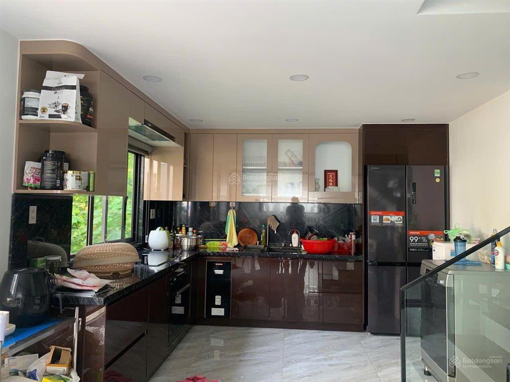 Bán nhà tân kỳ tân quý, 92m2, xây 1 trệt 1 lửng 2lầu, kinh doanh buôn bán