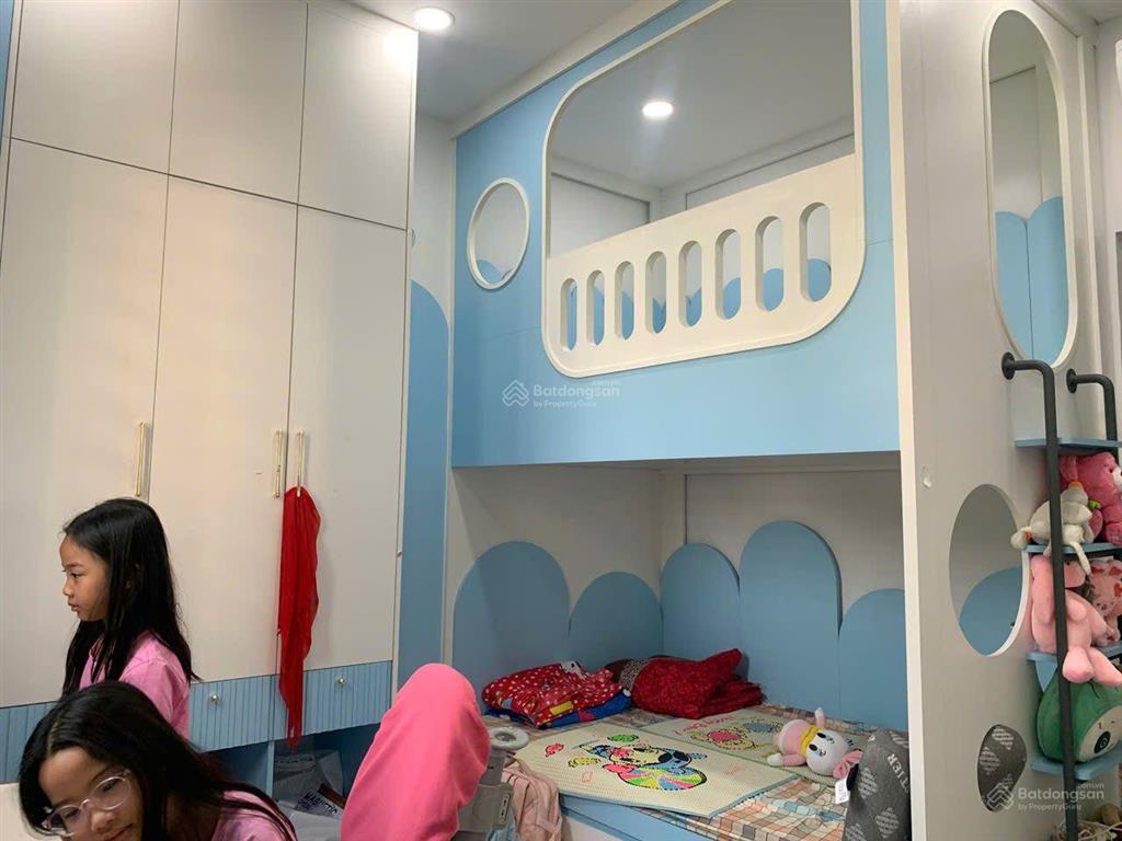 Bán nhà tân kỳ tân quý, 92m2, xây 1 trệt 1 lửng 2lầu, kinh doanh buôn bán