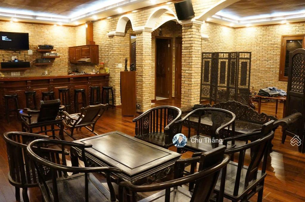 Mặt tiền bàu cát 8x18 nhà 3 lầu nhà mới hdt 60tr