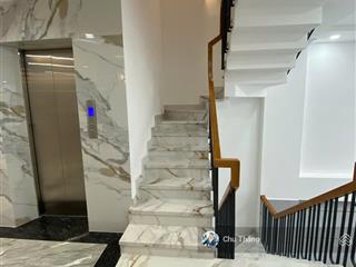 Toàn nhà 2 mt lạc long quân 9x20 7 tầng vừa ở vừa cho thuê hdt 110tr