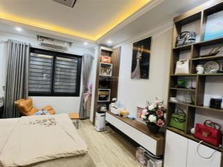 Bán nhàphố tô hiệu gần công viên nghĩa đô 60m2  5t  chỉ 15.5 tỷ