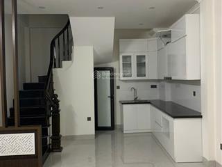 Bán nhà ngõ 42 yên hoà dt 30m2, 5 tầng giá 6,9 tỷ nhà thoáng