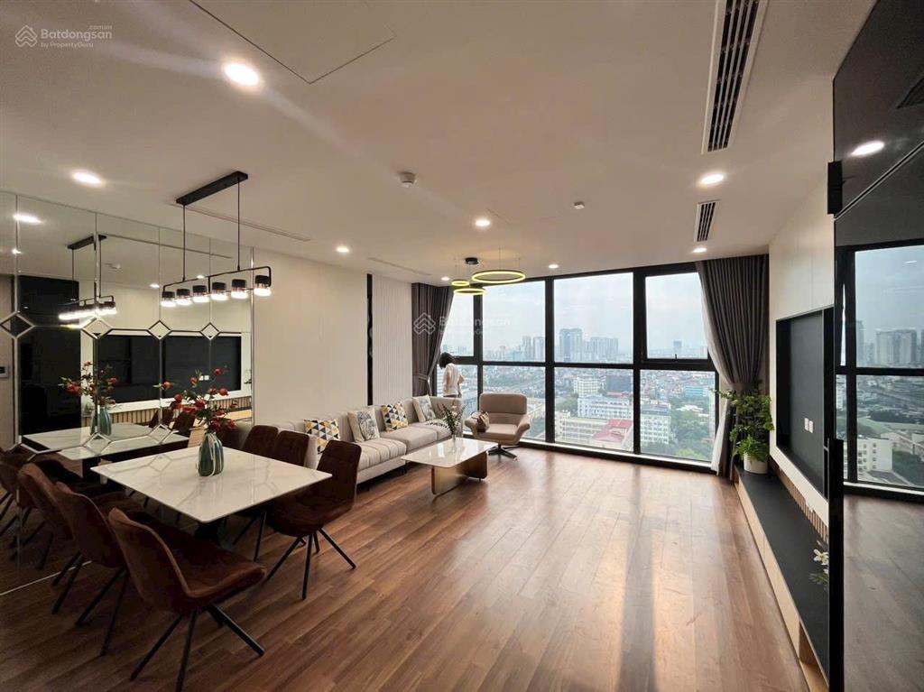 Chính chủ cần bán căn góc 3 phòng ngủ tại mipec xuân thuỷ cầu giấy