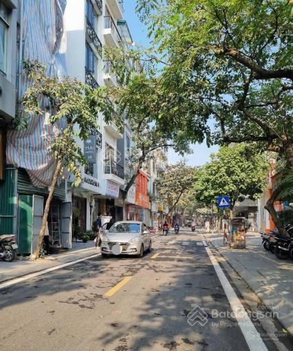 Bán nhà mặt phố đặng văn ngữ, dt 170m2 x 3 tầng, giá 90 tỷ.