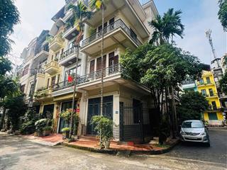 Bán nhà lô góc khu đô thị văn quán, vị trí kinh doanh, diện tích to 115m2, 23 tỷ 5