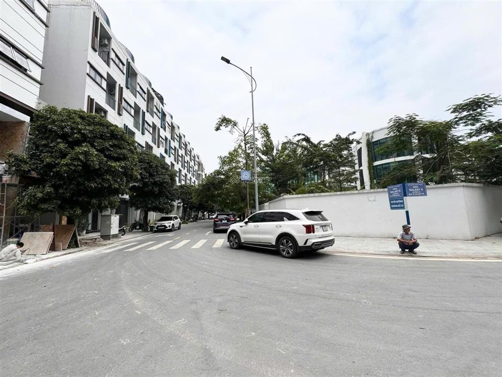 Bán nhà liền kề vạn phúc, hà đông, 60m, 5 tầng, kinh doanh, ô tô đỗ cửa, dân trí cao, giá 16 tỷ.