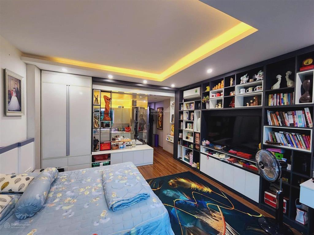 Giảm 500 tr! bán nhà kđt vạn phúc. diện tích 62m2, 5t, vỉa hè, ô tô tránh, nhà đẹp, giá 15,5 tỷ