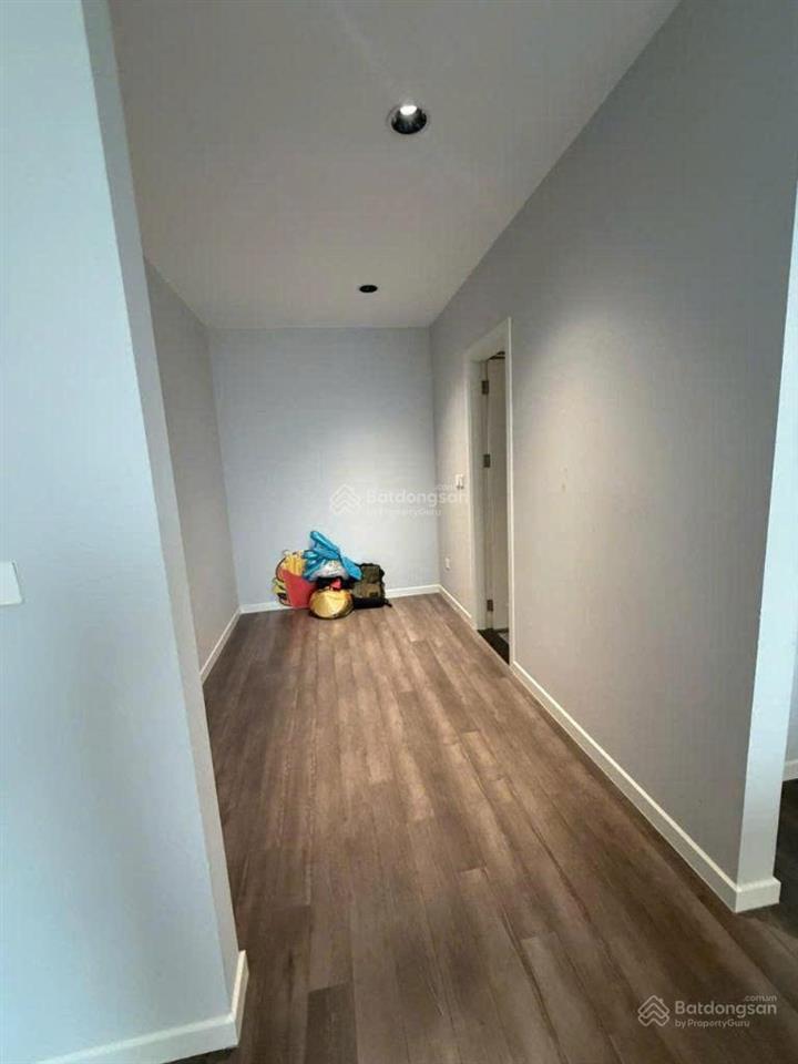 (siêu hiếm) the nine, em bán căn góc full kính 360 độ,ban công đông nam 106m2, 3pn2wc,có slot ôtô