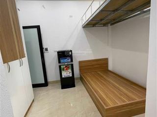 Toà ccmn mễ trì, nam từ liêm  90m2 x 8 tầng  thang máy  30 phòng khép kín đầy đủ nội thất