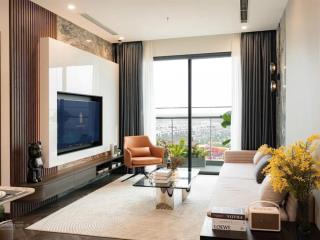 Cho thuê căn hộ sky centren  full nội thất  2pn 74m2  sân bay 5 phút di chuyển  0904,609,771