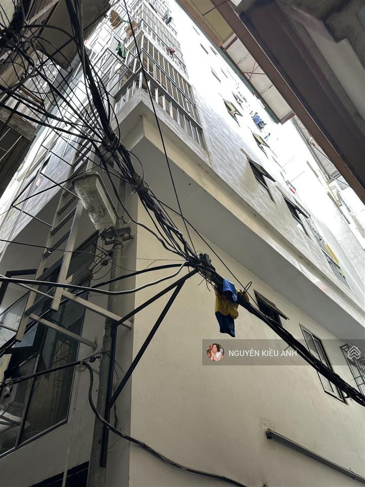 Bán nhà dt phố lò đúc 80m2  5tầng lô góc  10p vừa ở vừa cho thuê 40tr/th sđ nở hậu chỉ 13,9tỷ ctl