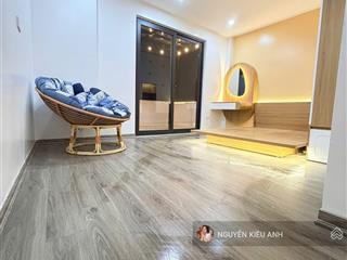 Bán tòa nhà dt 50m 6t gần phố gần oto, hồ  thang máy  10 phòng khép kín 60tr / th pccc 12,6 tỷ