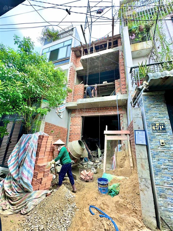 Nhà mới xây 4x13m tân xuân hóc môn 3tỷ55 thương lượng shr!