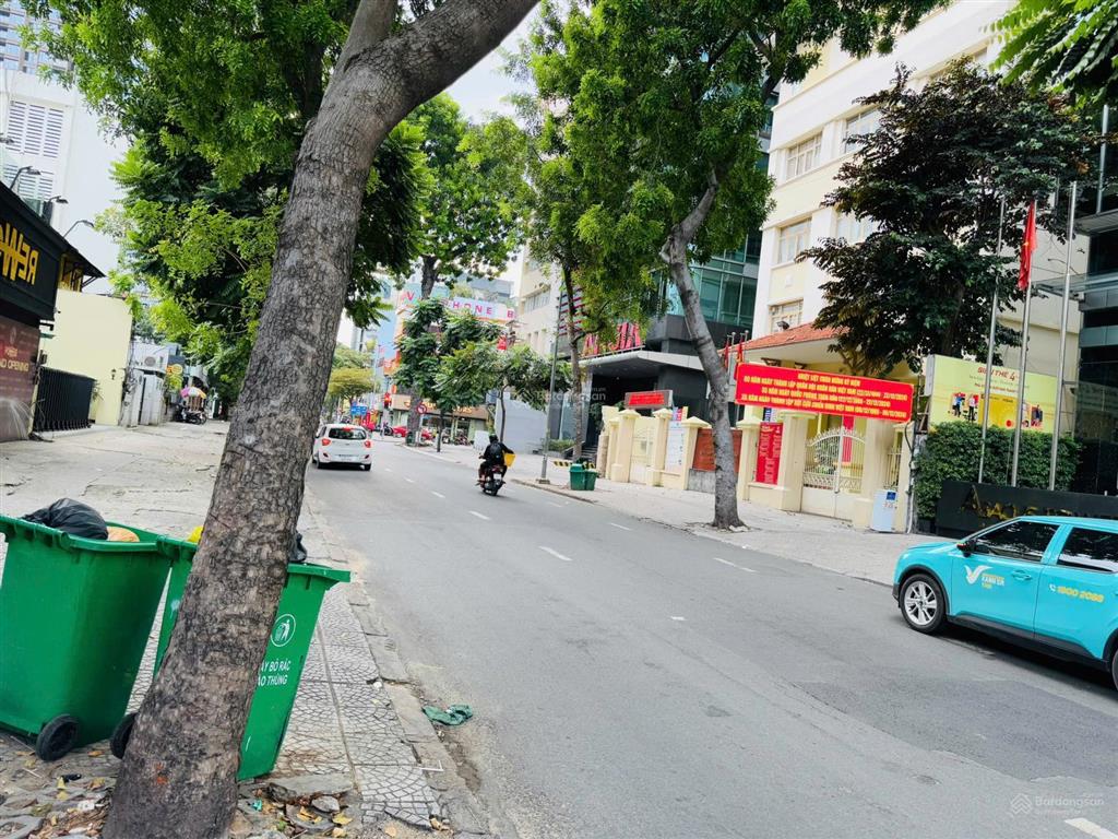 Khuôn đất lớn 230 pasteur, p. võ thị sáu, quận 3, dt 21x25m công nhận 580 m2, giá 160 tỷ