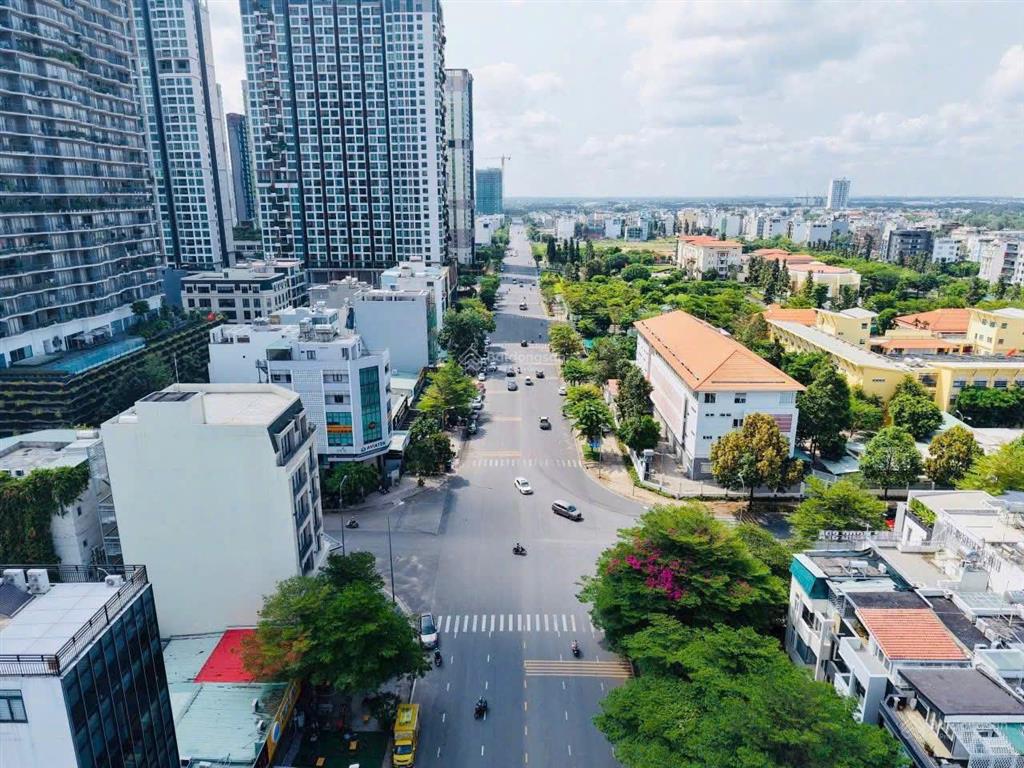 Bán nhà hầm + 4 tầng mt đường tạ hiện , tml , quận 2 dt 8x18m giá 54 tỷ .  0901 488 ***