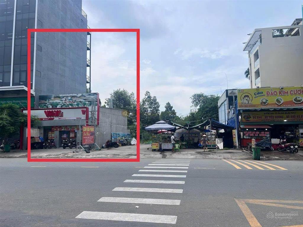 Bán nhà hầm + 4 tầng mt đường tạ hiện , tml , quận 2 dt 8x18m giá 54 tỷ .  0901 488 ***