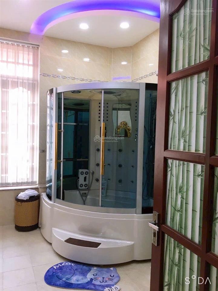 Bán nhà mt đông hưng thuận 17, đht. 12x20. 235m2. giá chỉ 18,5 tỷ.