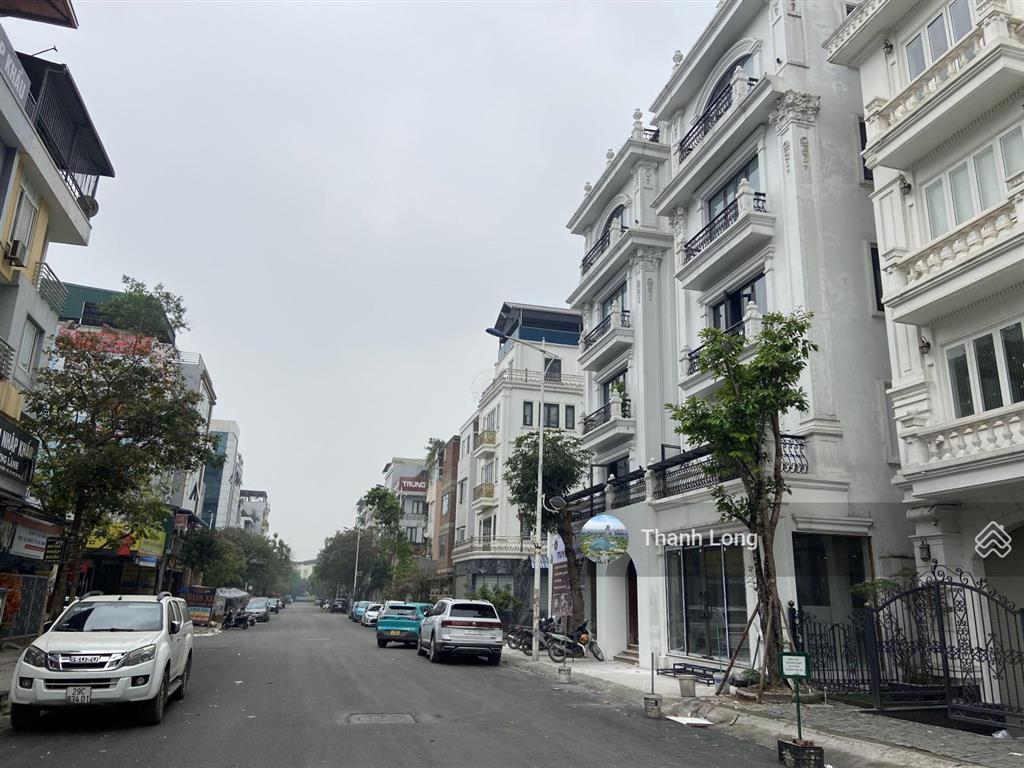 Bán toà nhà hoàn thiện đẹp tại kđtm văn khê  phân lô, vỉa hè, kd 24/7, 140m2x6t, mt 9m. giá đầu tư