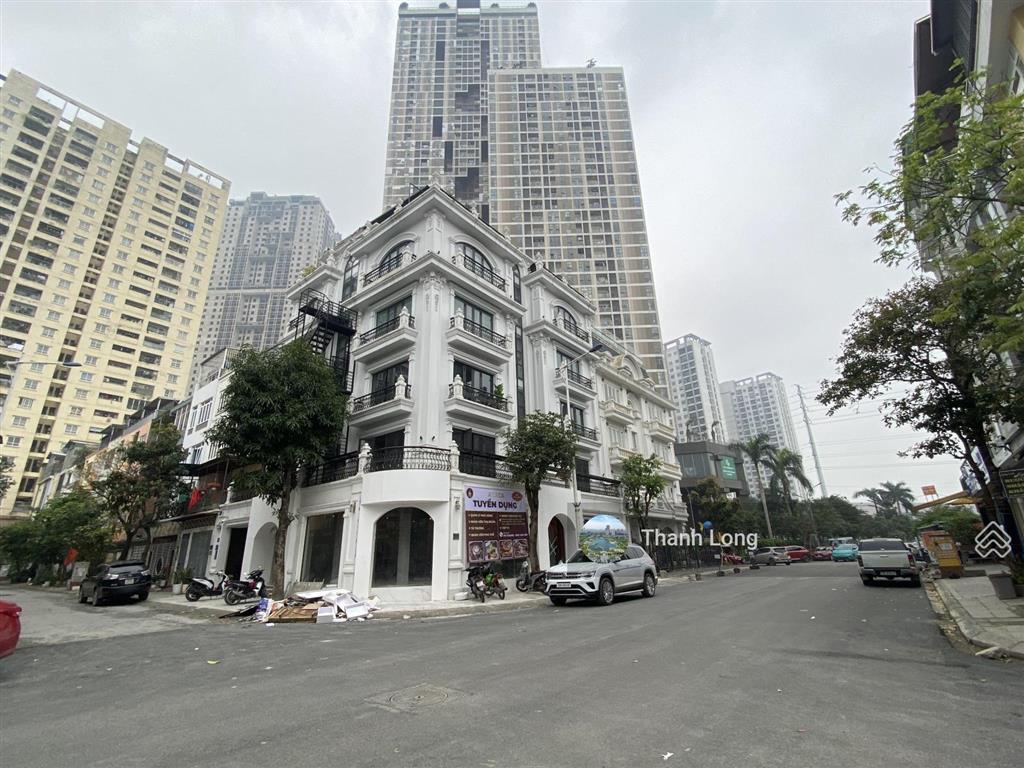 Bán toà nhà hoàn thiện đẹp tại kđtm văn khê  phân lô, vỉa hè, kd 24/7, 140m2x6t, mt 9m. giá đầu tư