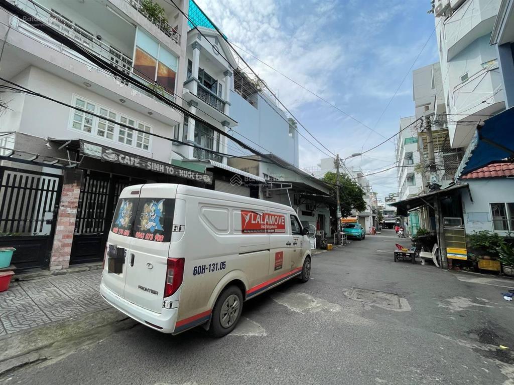 Bán nhà riêng 106m2 hẻm xe tải 8m, đường huỳnh thiện lộc, quận tân phú