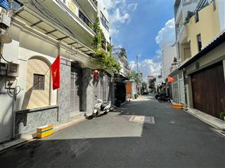 Mặt tiền kinh doanh 135m2, ngang 5m, đường quách hữu nghiêm, quận tân phú