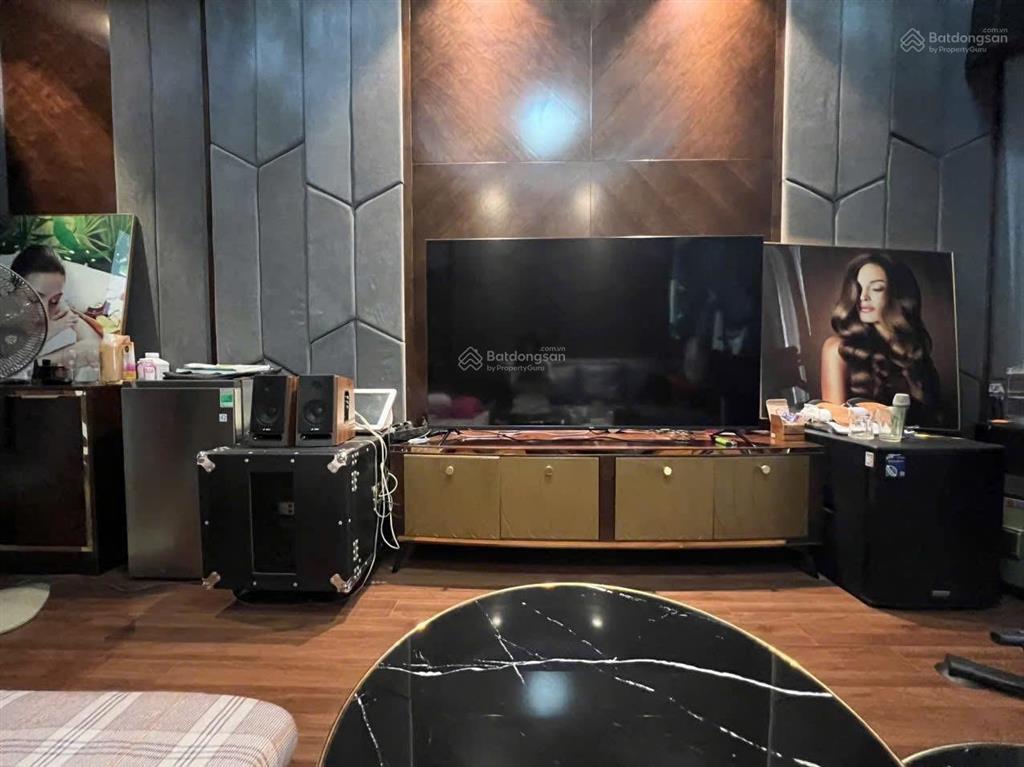 Bán nhà mặt phố pháo đài láng, lô góc, kinh doanh, diện tích 60m2