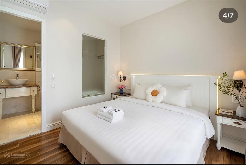 Căn hộ 1 phòng ngủ luxury full nội thất cao cấp ngay cách mạng tháng 8, tiện vào trung tâm