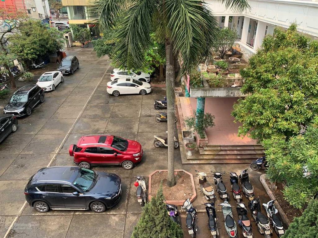 Cho thuê văn phòng giải phóng  hoàng mai dt 30m2 giá 3,6tr  chính chủ