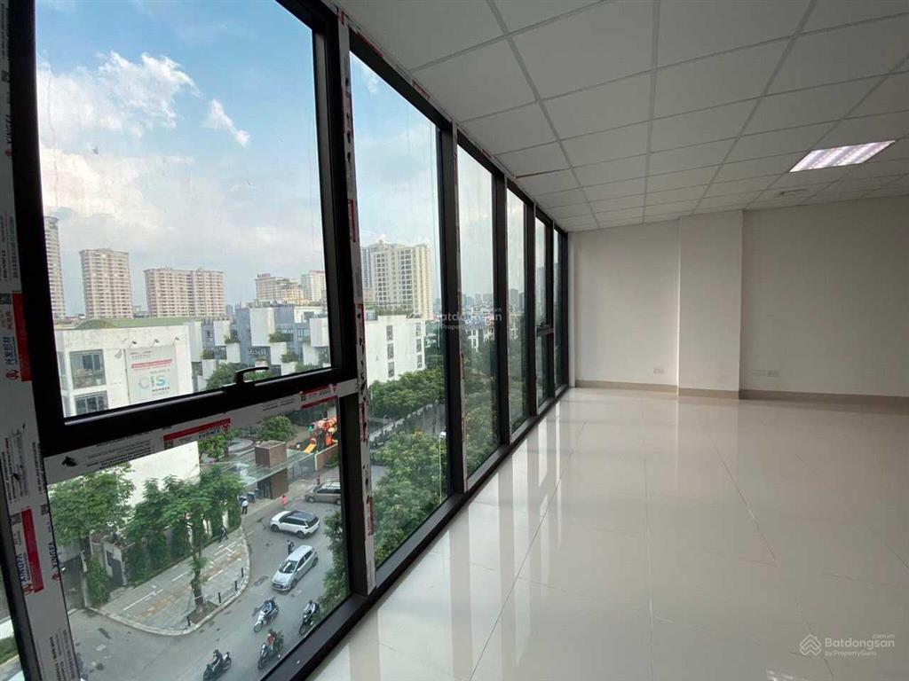 Cho thuê văn phòng diện tích 150m², giá thuê 26tr, chính chủ