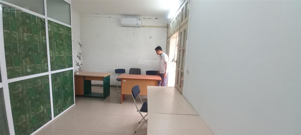 Cho thuê văn phòng ngay khu goldmark city hồ tùng mậu dt 65m2, giá 8tr8