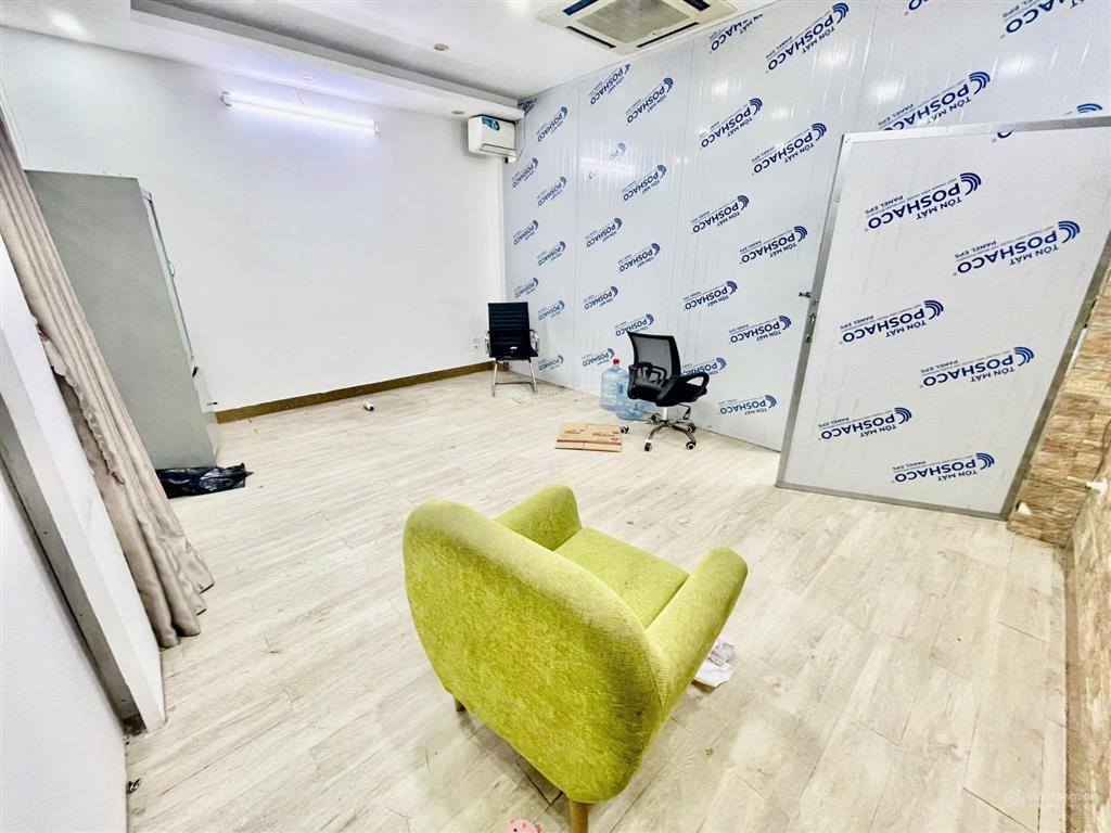 Cho thuê văn phòng ngay khu goldmark city hồ tùng mậu dt 65m2, giá 8tr8