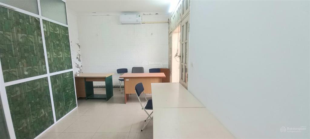 Cho thuê văn phòng ngay khu goldmark city hồ tùng mậu dt 65m2, giá 8tr8