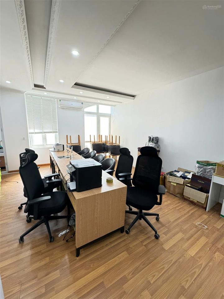 Cho thuê văn phòng 65m2 giá thuê 9 triệu chính chủ