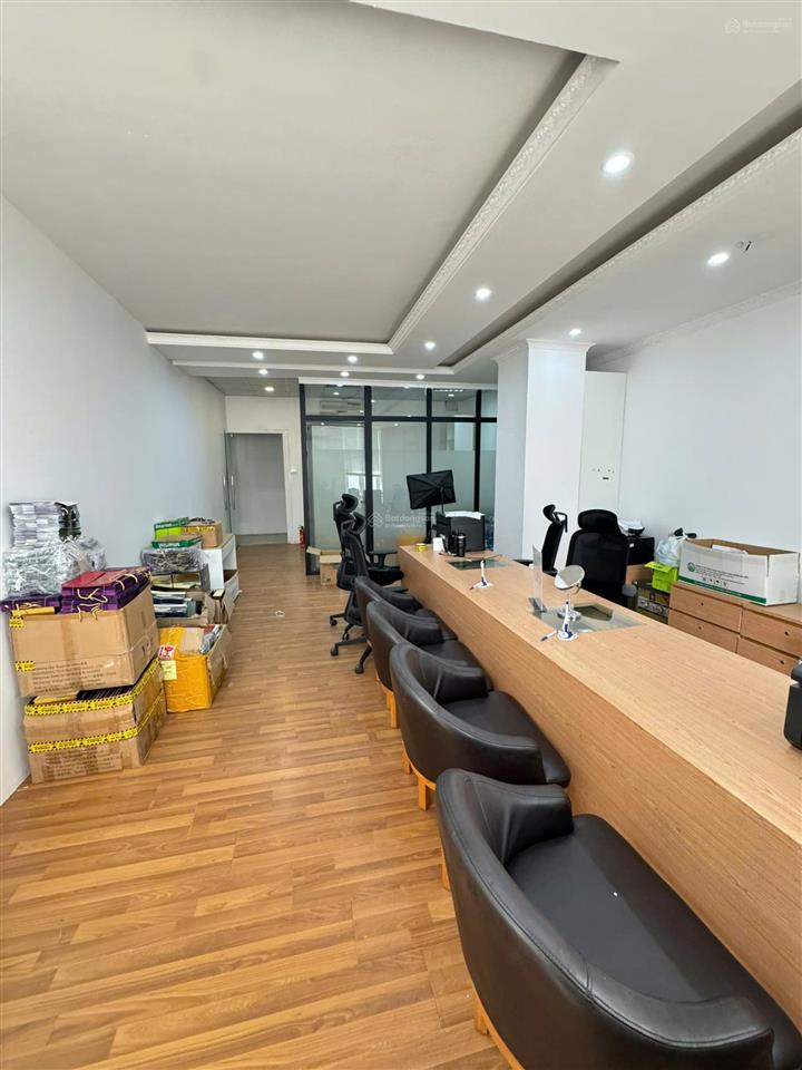 Cho thuê văn phòng 65m2 giá thuê 9 triệu chính chủ