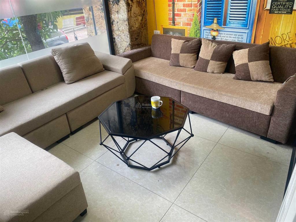 Cho thuê văn phòng mễ trì dt 140m2 giá thuê 28 triệu nhà thoáng