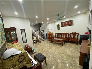 Chính chủ bán nhà gia quất  long biên 57.2m2 9. x tỷ 0934 445 ***