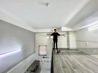 Cho thuê phòng trọ gác cao  thang máy  bảo vệ  ngay lê văn sỹ  gần đh tài nguyên môi trường