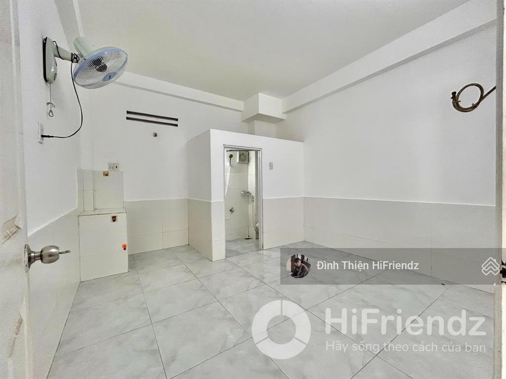 Cho thuê phòng trọ studio  có chỗ để xe tại nhà  gần lê văn sỹ  chợ phạm văn hai