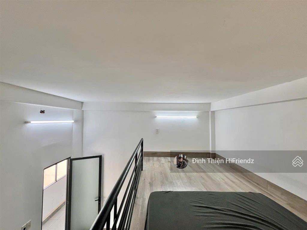 Cho thuê duplex cửa sổ trời  full nt không giới hạn người ở  khu sân bay ngay đường yên thế