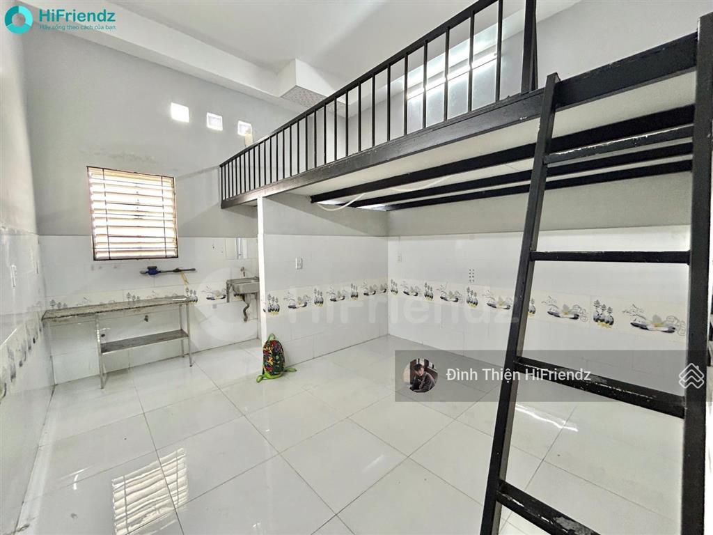 Cho thuê phòng trọ có gác cao 1m8 ngay lê văn sỹ  gần phạm văn hai  có thang máy bảo vệ