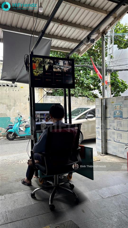 Cho thuê phòng trọ có gác cao 1m8 ngay lê văn sỹ  gần phạm văn hai  có thang máy bảo vệ
