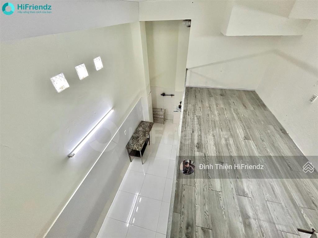 Cho thuê phòng trọ có gác cao 1m8 ngay lê văn sỹ  gần phạm văn hai  có thang máy bảo vệ