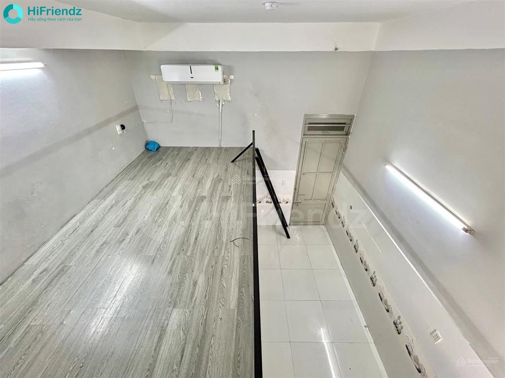 Cho thuê phòng gác cao 1m8  thang máy bảo vệ 24/24  ngay lê văn sỹ gần q3 q10 q1