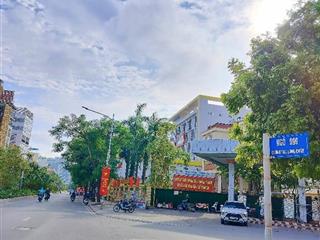 Sốc !!!chủ thiện chí giảm 800tr, ngay hồ tây góc, 2 mặt ngõ ô tô tránh, khu phân lô quân đội,...