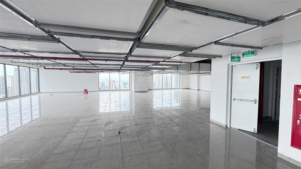 Giao bán văn phòng hạng a 144m² view toàn thành phố, chỉ 55 triệu/m², vị trí vàng, sinh lời cao