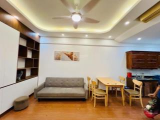 Chung cư 2 ngủ full nội thất mặt phố nhà đẹp tiện ích không thiếu thứ gì 54 m2, chỉ 2.75 tỷ