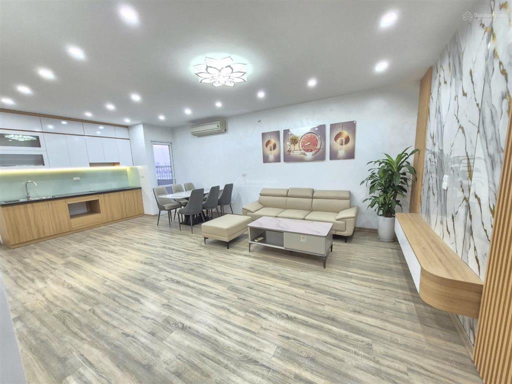 Chung cư 3 ngủ trung tâm xa la mặt phố fuul nội thất nhànhà đẹp long lanh chỉ 4.850 tỷ