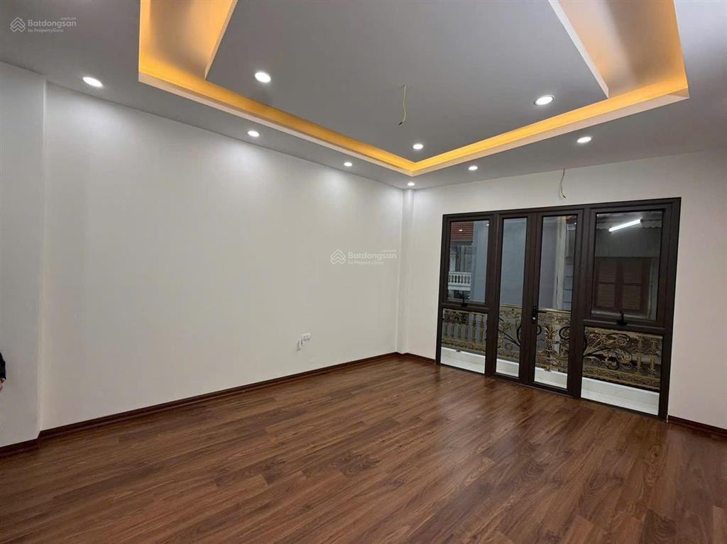 Cực hiếm. 1 căn duy nhất, kinh doanh, thang máy, ô tô tránh phố tân mai 42m2 có 10,9 tỷ tiện ích